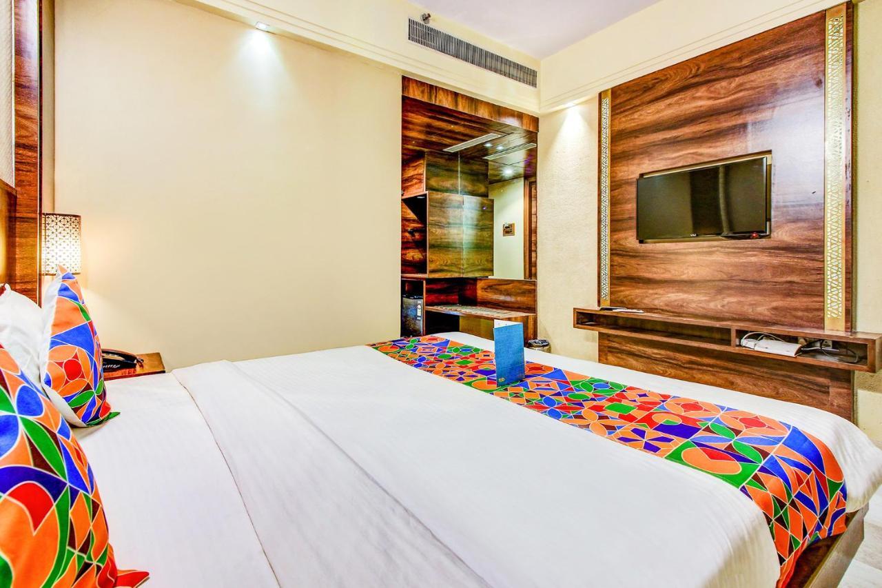 Hotel Crawford Inn Mumbai Exterior photo
